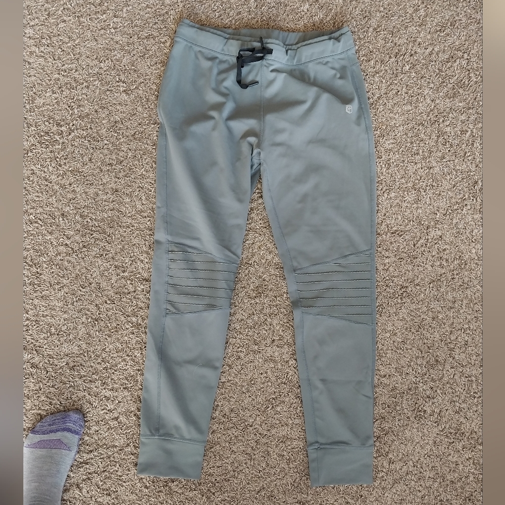 Born primitive joggers (xl)